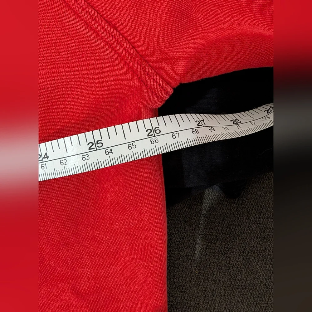 Lululemon Red Upcycled Crewneck Sweatshirt – One of a Kind - Picture 7 of 8